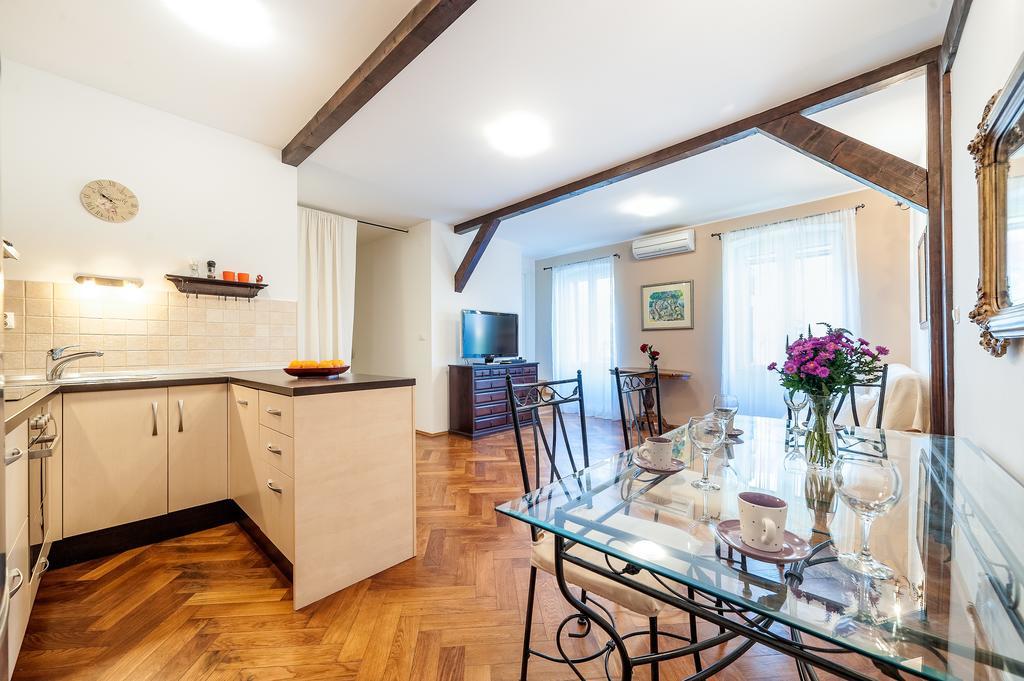Apartment Heart Of The City Šibenik Buitenkant foto